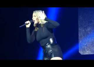  Ellie Goulding Outside Calvin Harris Live Manchester Arena19 03 16