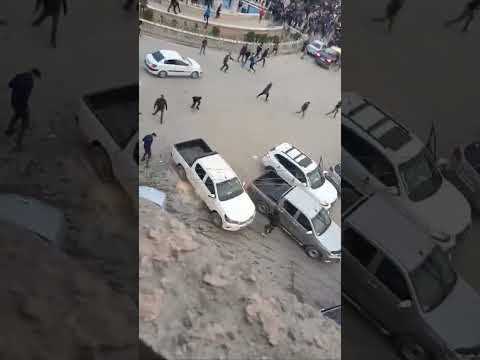 عاجل ميليشيا قسد تطلق الرصاص على مظاهرة في مدينة الرقة تطالب بخروجها من المدينة