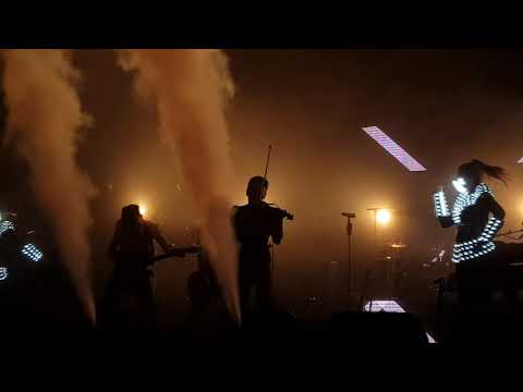 کنسرت شادمهر عقیلی در دوسلدورف آلمان ۱۳۹۸ Shadmehr Aghili 2019