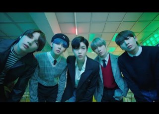 TOMORROW X TOGETHER 9と4分の3番線で君を待つ Run Away Japanese Ver Official MV