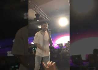 السيلاوي يغني مع الجمهور حبنا حتى الموت يياه