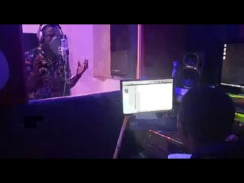 Artist Danny Ikubilo Akiwa Ndan Ya Studio Na Wimbo Wake Wa NGALABHA