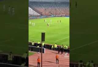 هتاف جمهور الأهلي بعد الهدف الثالث أمام الزمالك ماتسمعونا حسكم ايه اللي حصل عندكم