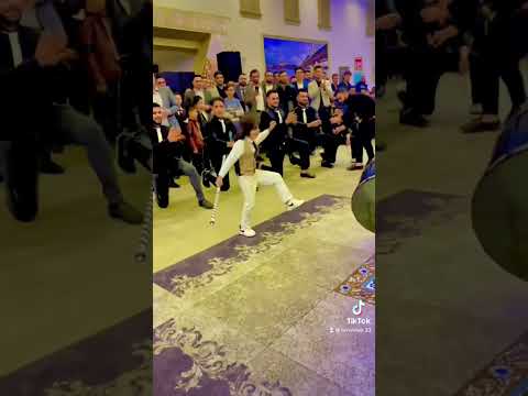 دبكة طفل 4سنوات يتحدا راعي الاول