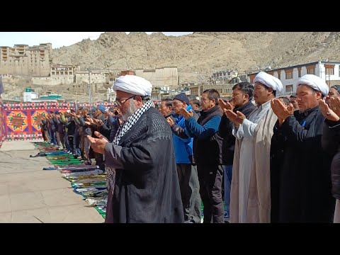 Shia Community Offers Eid Ul Fitr Prayer In Leh Shia Community Offers Eid Ul Fitr Prayer In Leh