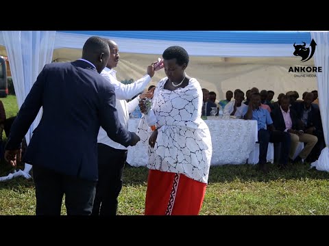 Anna Murisa At Okuhingira Omu Banyankore Bahima