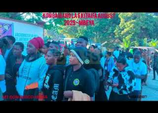 VIWAWA WAKISOGEA KANISA LA JIMBO KUU MBEYA KUANZA MAANDAMANO YA HIJA YA VIWAWA TAIFA 2025