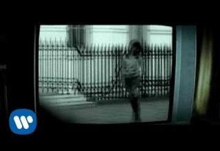 Muse Hysteria Official Music Video 