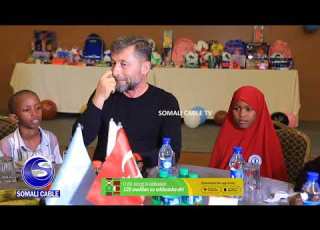 Shirkadda Favori Oo Afurin Iyo Casho U Sameysay Caruurta Agoonta Booliiska Soomaaliyeed