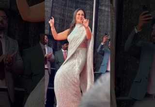 Srk Kareena Saif Performance