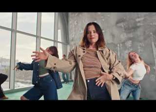 Feels Like Gap Spring 25