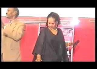  Maxamed Warsame Qasali Iyo Saado Cali Warsame Hes Macan Video