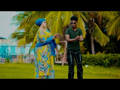 SAFIYO MAXAMED DAAHIR FT XUSEEN XAREED SAYLO XUSUUSTII SAHRO AXMED XASAN AADAN OFFICIAL Clip MUSIC