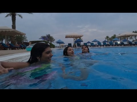 رحنا الشاليه و سبحنا طول الوقت