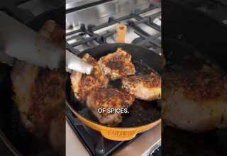 One Pan Greek Chicken Lemon Rice 