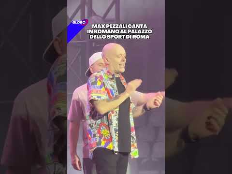 Max Pezzali Canta In Romano Tanto Pe Canta Al Palazzo Dello Sport Di Roma