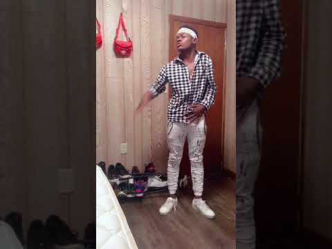 Hangaliya Uyu Jamaaha Alivyo Hicheza Nyimbo Ya Mbosso Tamu