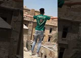 عايش على كوكب زومبي كله عامل طرزان كلها بتحب الاكشن يخربيت جاكي شان سامر المدني المدني
