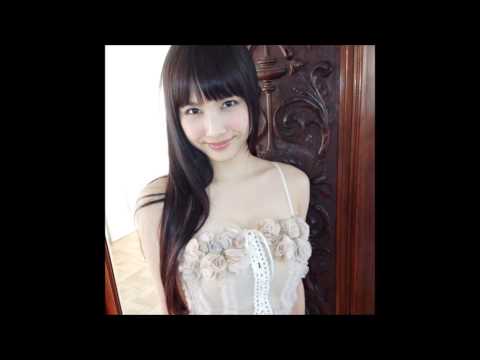 ランク王国 MC 美咲アヤカの水着姿が話題