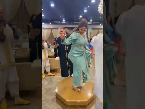 الحلاوة فين كينة جلابة مغربية رقصات رقص تيك توك رقصشرقي بنات فساتين قفطان مغربي فاشون الحلاوة فين كينة جلابة مغربية رقصات رقص تيك توك رقصشرقي بنات فساتين قفطان مغربي فاشون