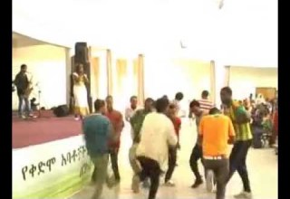 AWEYU LELAWO GURAGIGNA MUSIC BY ARTIST HANA TESEMA ON CONCERT STAGE 2015