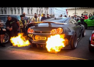  CRAZY Nissan GTR Stole The Show At Car Meet In Central London