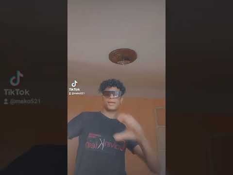 سيجاره في سيجاره يا لابس نظاره ومتفيمه مش شاي