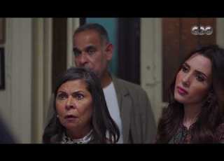هند وسليم اتخانقوا مع بعض بسبب مديرته في الشغل ورميت له الدبلة وسليم بقى بتيجي له تهيؤات غريبة