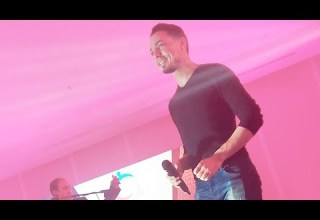 فيصل عقل دزيت على أوراق سلامي The Pearl Sousse