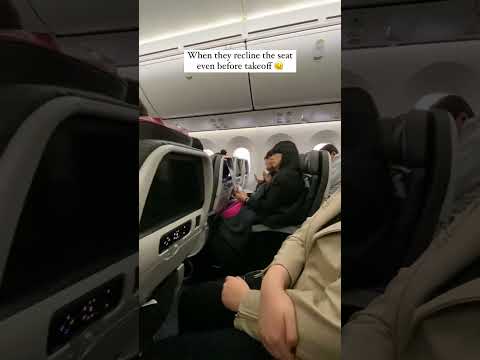 Reclining Your Seat On An Airplane