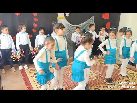 استعراض اغنية ماما لاحمد السيسي