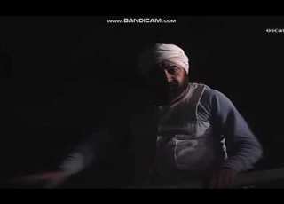 عاشور الناجي يهرب بزوحته وابنه الى الخلاء فرارا من الوباء