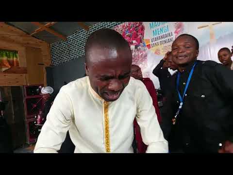 Nimetia Nanga Kikosi Kazi Na Kwa Yesu Siachi Kamweee