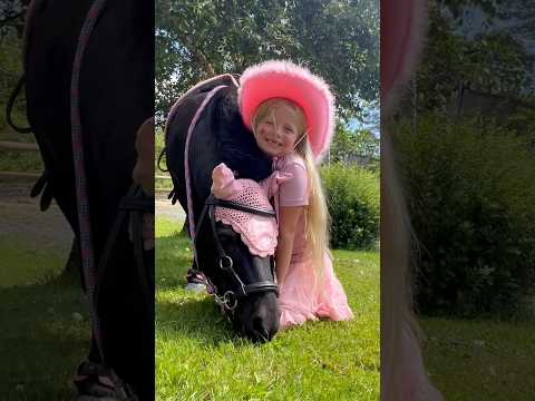 What S Your Favorite Color Shortsvideo Pink Barbie