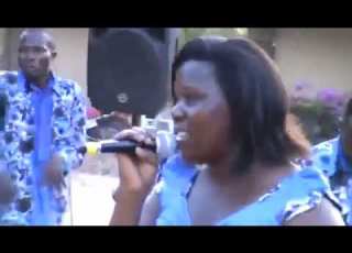 AIC SHINYANGA CHOIR WATAHILI LIVE PERFORMANCE