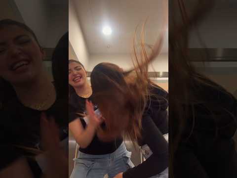 تمشي وطلقي شعرك راجل فيهم يقابرك