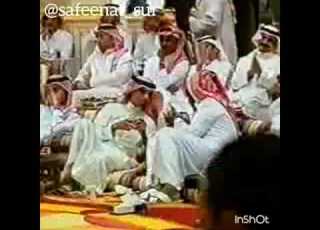 ابوبكر سالم مع ابنه اصيل في اغنية اشلون حال الربع من بعد الفراق حفله خاصه