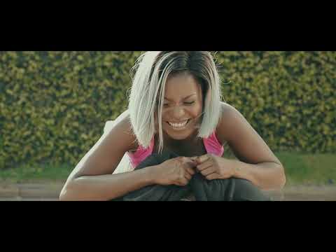 Daphne Promets Moi Official Video