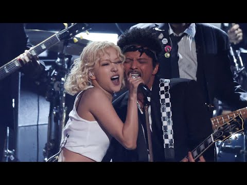 2026 GRAMMYs Rosé And Bruno Mars ROCK OUT With APT