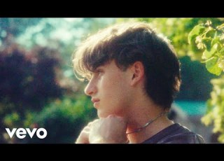  Johnny Orlando Close To You