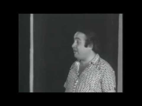 والله العظيم يا جدع الجدع دة بيسمع حجات غريبه يونس شلبي