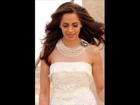 Amal Maher TobhVoukTobh امال ماهر طوبة فوق طوبة