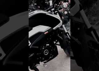 موتور بجاج دومينار 250 تجربتي مع الدبابة الجديدة Bajaj 250 Dominar Reklam ستوريات موتورات