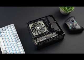  The Smallest Ryzen 9700X SFF Mini ITX Gaming PC You Can Build Right Now