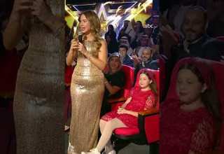 حضن ريا أبى راشد لأبنتها وظهور ابنتها لأول مرة