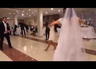  لا علاقة