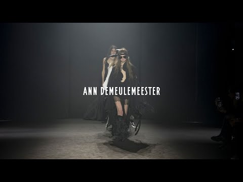 ANN DEMEULEMEESTER AUTUMN WINTER 2025 SHOW