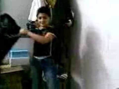 حكيت لخرا كنت ماشي في طريق هههه