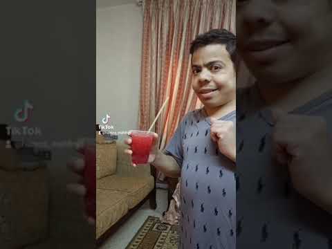 الي شرب العصير يعمل لايك والي ما شرب عصير يعمل اشتراك Shorts