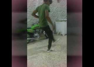 شاهدو حركات محمد كاكا بعض من اداء